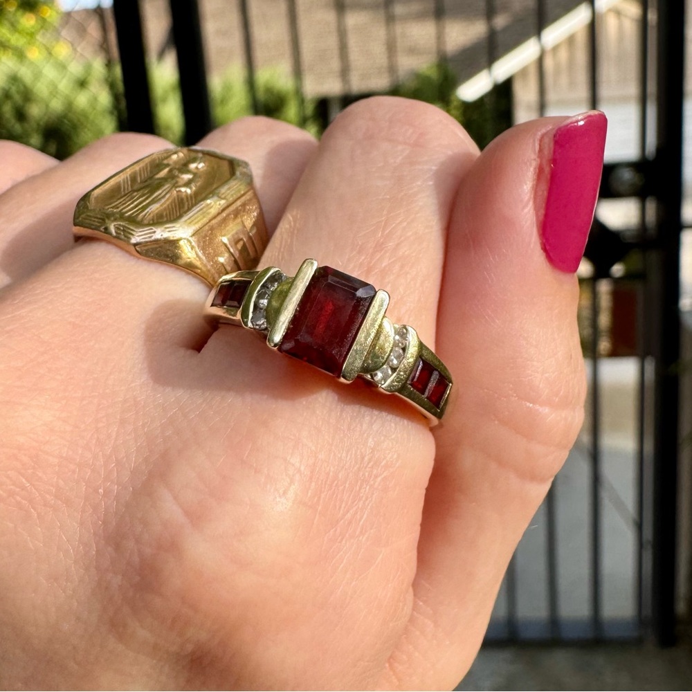 Solid Gold Garnet & Diamond Heart Motif Ring 10k Vintage